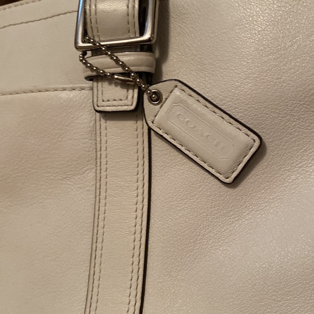 Coach bag - Picture 2 of 5